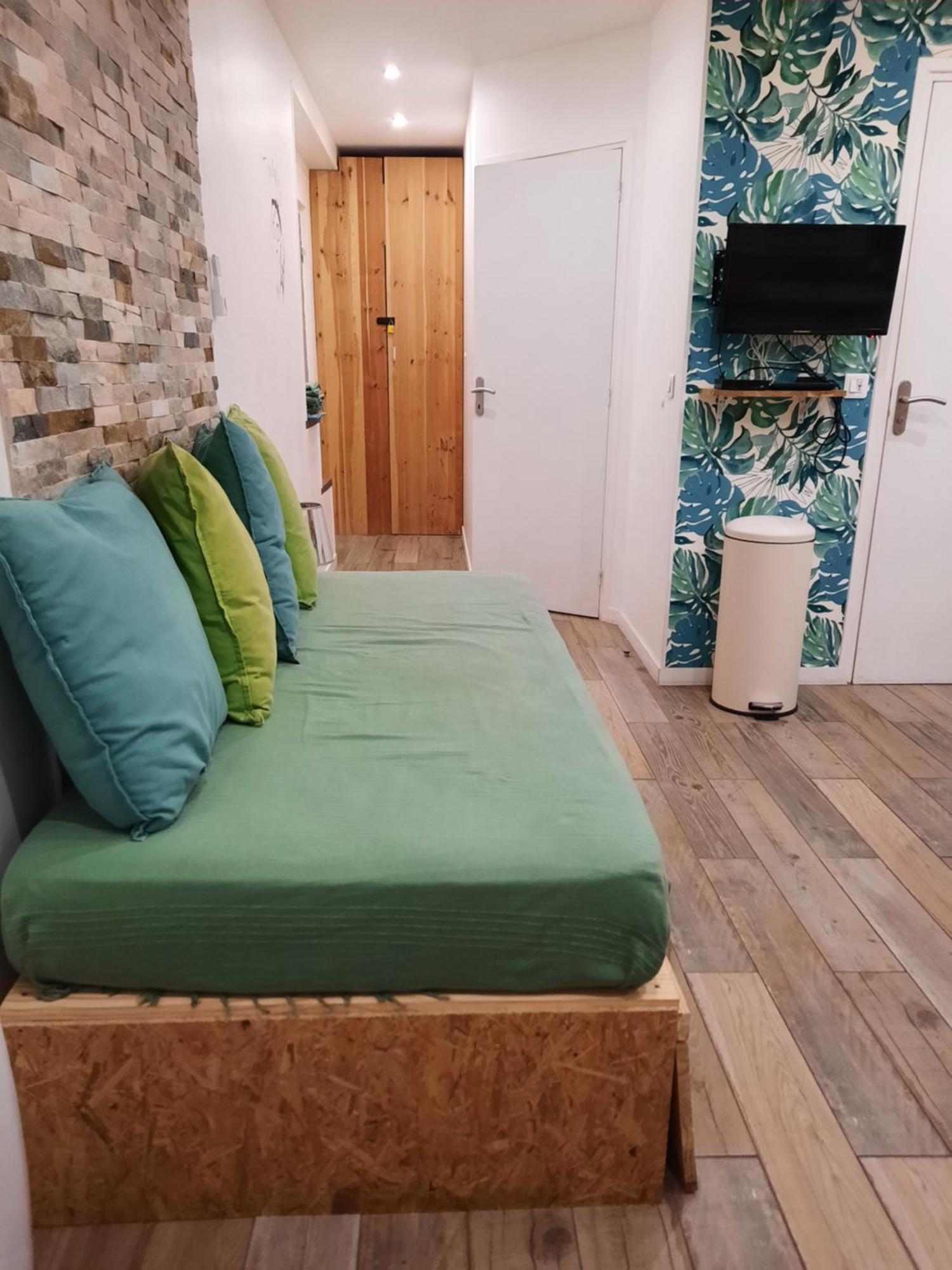 Alloappartmeuble_L'Emeraude Houilles Exteriör bild